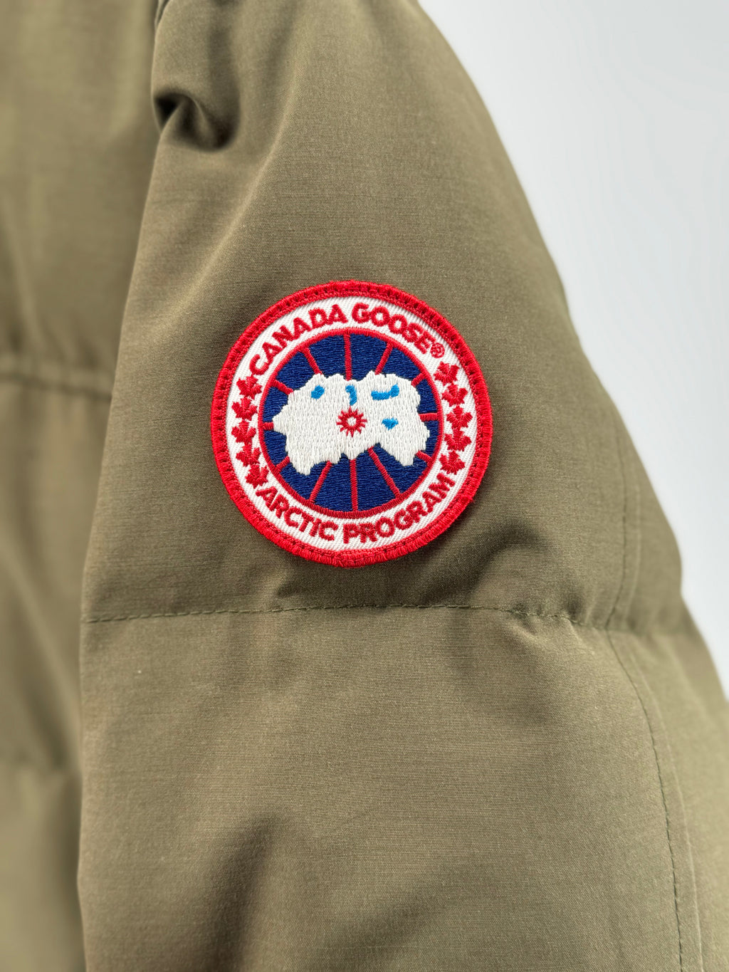 Canada Goose Parka - Maat Large