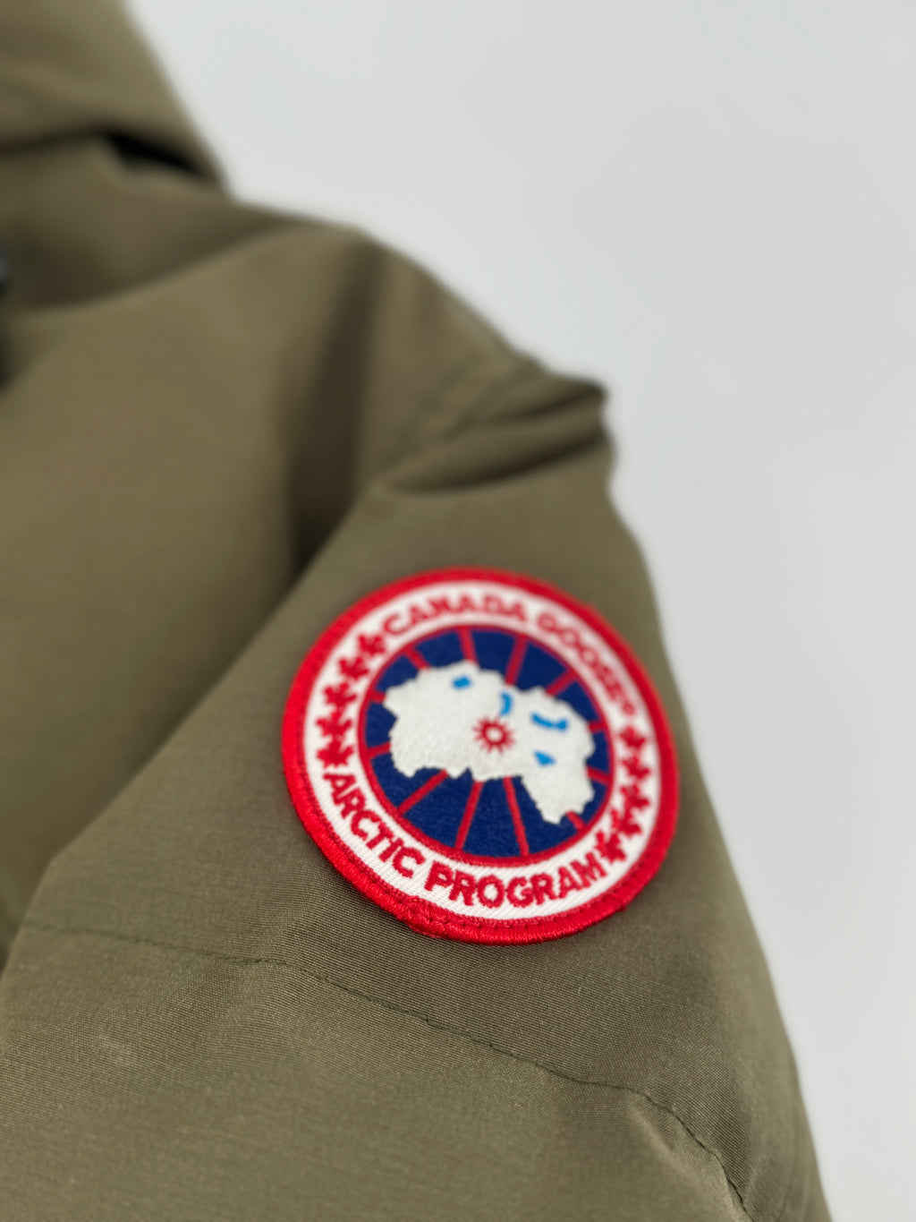 Canada Goose Parka - Maat Large