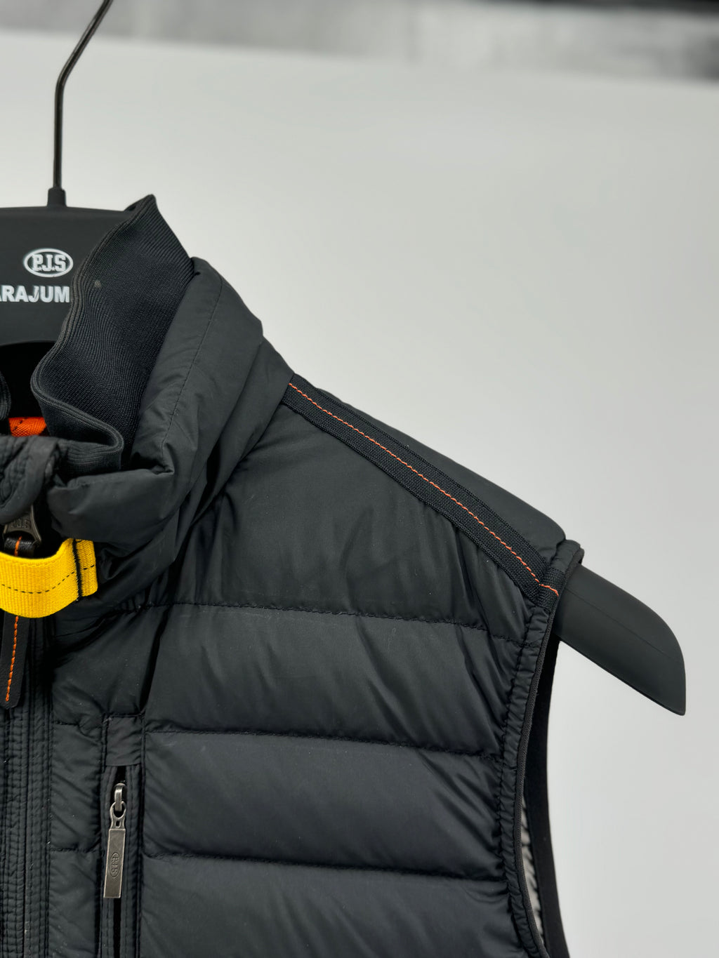 Parajumpers Bodywarmer – Size Small